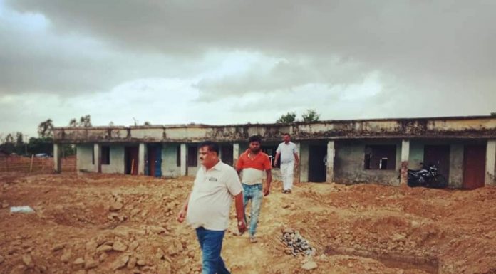 राजदेवी नगरपालिकामा मेयर सिंह र प्रशासकीय अधिकृत पाण्डेय लगाएत् संचारकर्मीले गरे अनुगमन