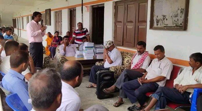 स्वकीय सचिव बापत पाउने रकमबाट गापा अध्यक्ष साहले विधालयमा अग्रेजी माध्यमकाे शिक्षा सुरु गराए ।