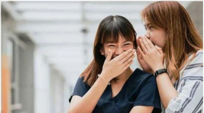 पायो भने मान्छे दैनिक कति मिनेट अरुको कुरा काट्छ ?