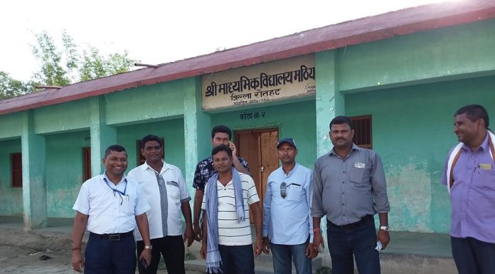 ईशनाथ नगरपालिका अनुगमनमा व्यस्त ।