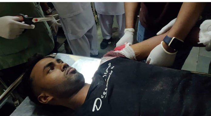 गोली लागेर घाइते मण्डलको गजेन्द्रनारायण सिंह अस्पतालका उपचार