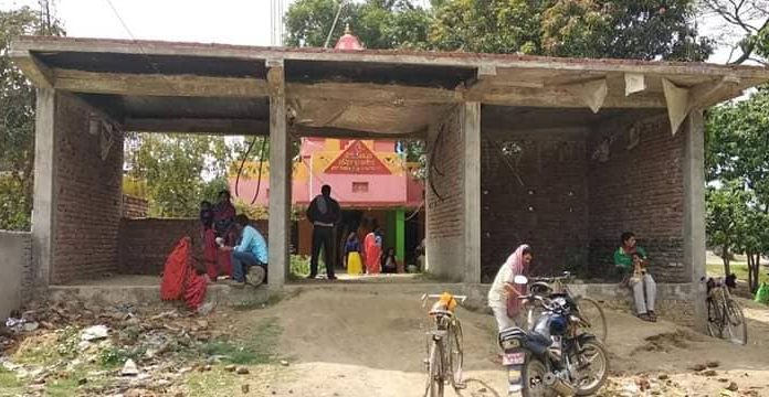 धर्मशाला निमार्णको लागि जितेन्द्र ठाकुर द्धारा रु ५१ ह्जार सहयोग ।