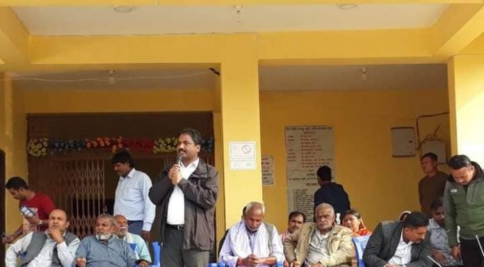 निजगढमा आयोजना हुन लागेको विशाल आमसभालाई सफल बनाउन पुर्व मन्त्री साहको कार्यकर्तालाई निर्देशन ।