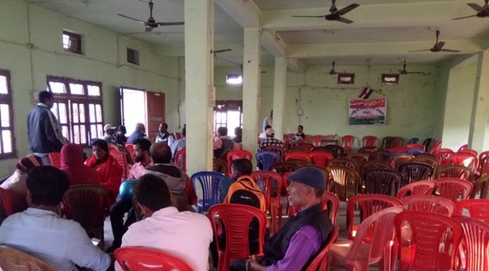 राजपा नेपाल रौतहटको अधिवेशनमा विवाद, सम्पन्न हुन सकेन अधिवेशन ।