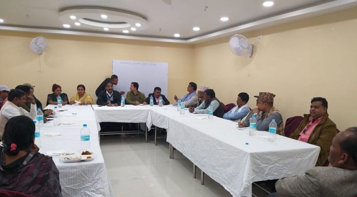 नेकपा प्रदेश नंं २ र जिल्ला समिति सदस्यहरुको बैठक चन्द्रनिगाहपुरमा सम्पन्न ।