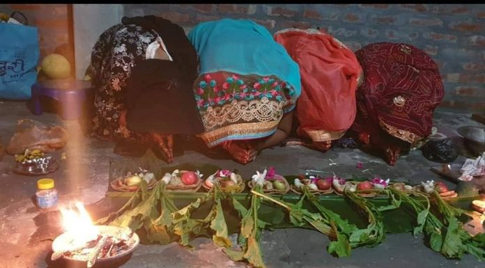 लोक आस्थाको पर्व छठको आज दोस्रो दिन खरना मनाईदै ।