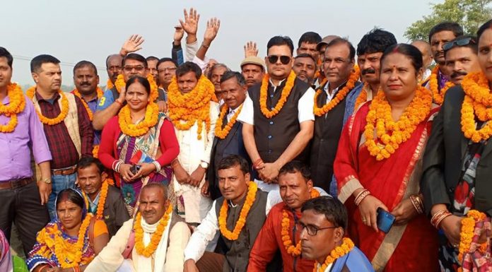 रौतहटमा राजपाका एक पक्षको सपथ ग्रहण ।