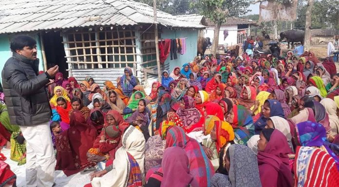 राज्यमन्त्री यादवको कार्यशैलीबाट प्रभावित महिलाहरुले गरिन पार्टी प्रवेश ।