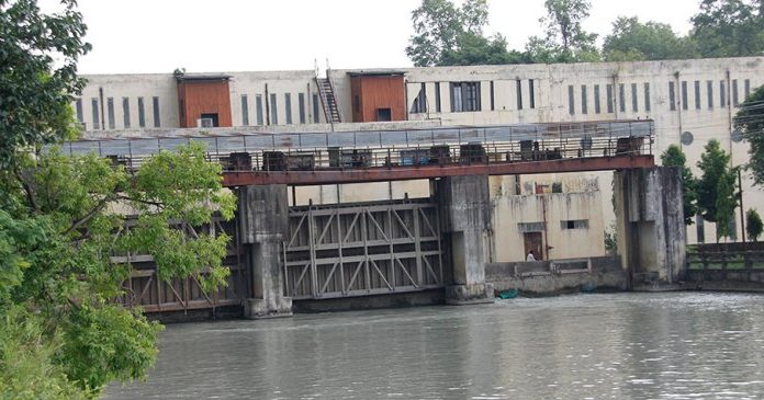 भारतले गण्डक नहरमा पानी नछाड्दा नेपाली किसान मर्कामा ।