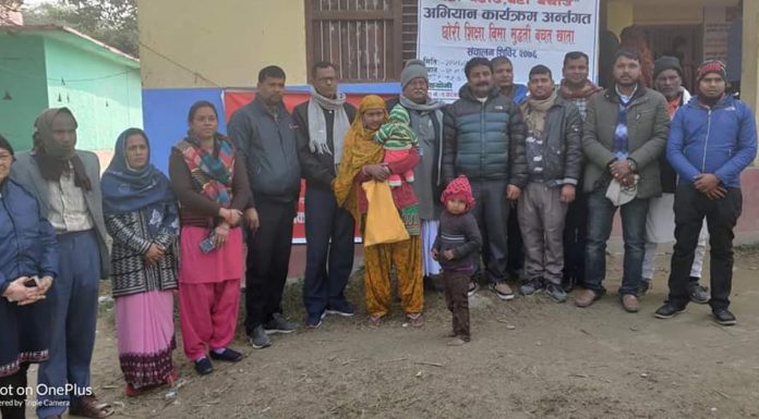 गरूडा नपामा आज दोस्रो दिन छोरी शिक्षा बिमा शिविर जारी ।