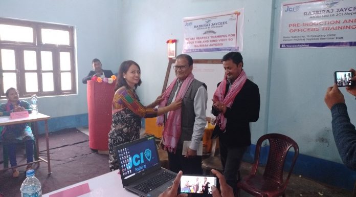 समाजमा बिक्ने र मान्ने नेतृत्व हुनुपर्छ : काबरा