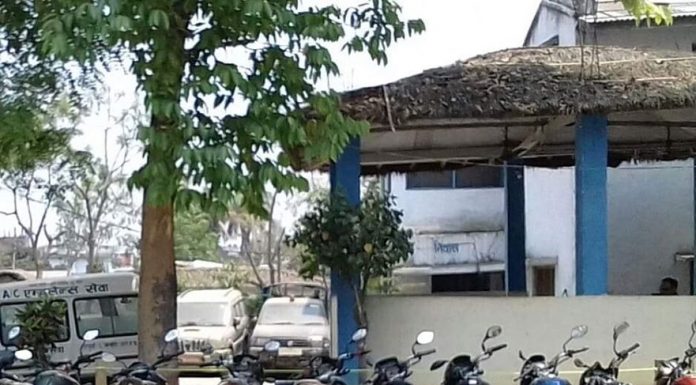 सर्लाहीमा लकडाउन उल्लघंन गर्ने ४५० वटा सवारीसाधन प्रहरी नियन्त्रणमा ।