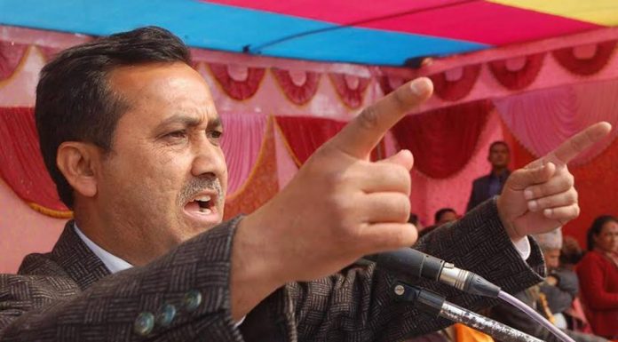 नेपाल प्रवेश गरेका मध्ये १५ प्रतिशत मात्र क्वारेन्टाइनमा बसेको भन्दै कांग्रेसले घुम्ती परीक्षण शिविर चलाउन माग ।