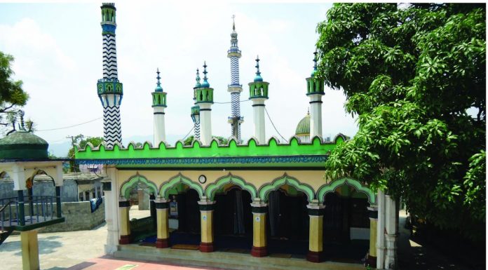 प्रदेश १ स्थित सुनसरीको पाँच मस्जिदमा पाकिस्तानी, बङ्गाली सहित ५५ जना विदेशी ।