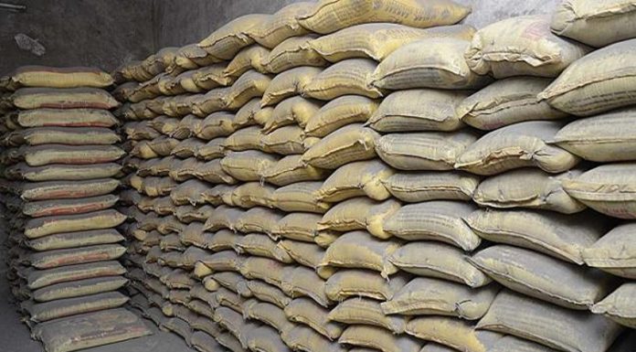 रौतहटमा सिमेन्टको कालोबजारी गरेको आरोपमा एक जना पक्राउ ।