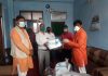 रौतहटमा राज्यमन्त्री यादवद्धारा मेडिकल सामाग्री वितरण ।
