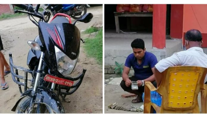 पोखरीको डिलमा १० लाख १० हजार बरामद ।