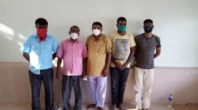 जनकपुरको गेष्ट हाउसमा लुकेर जुवा खेलिरहेका ५ जना पक्राउ ।