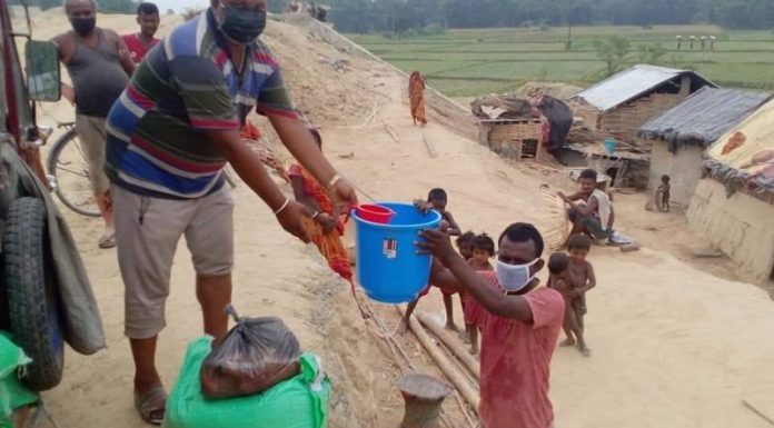 लकडाउन प्रभावित गरिब विपन्न परिवारलाई राहत वितरण