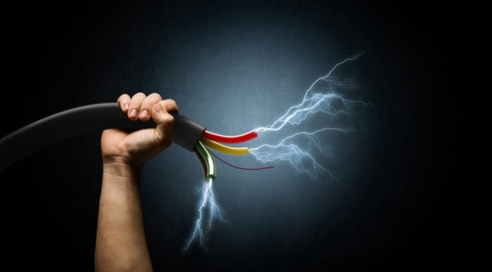 पर्सामा करेन्ट लागेर एकजनाको मृत्यु ।