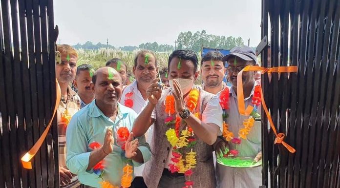 नगर प्रमुख कुशवाहा द्वारा स्वास्थ चौकि उद्घाटन ।