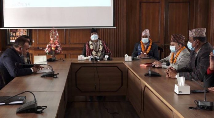 सरकारमा रहेर अतिरिक्त सुविधा र पैसा आर्जन गर्नु आफ्नो उद्देश्य नभएको : मन्त्री ढकाल ।