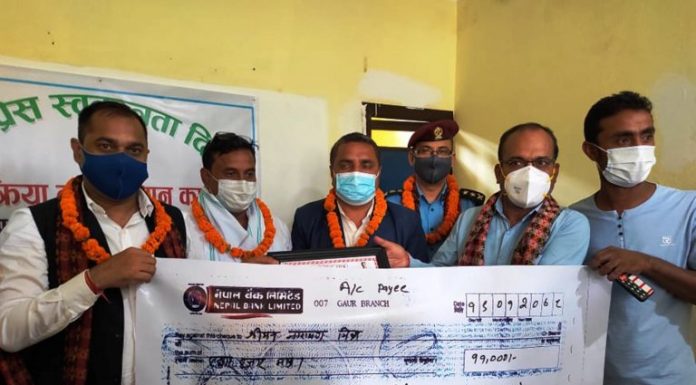 वरिष्ठ पत्रकार मिश्रा दुर्गा प्रसाद पौडेल स्मृति पुरस्कार बाट सम्मानित