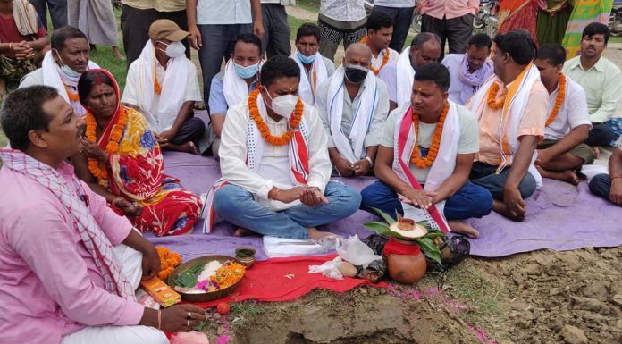 प्रदेश सांसद कुशवाहा द्वारा कटहरियामा एक विद्यालय भवनको शिलान्यास सम्पन्न