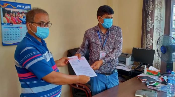 पुजारी साहको हत्यारालाई कार्वाहीको मांग जिप्रका मा बिश्व हिन्दु परिषदले बुझाय ज्ञयापन पत्र