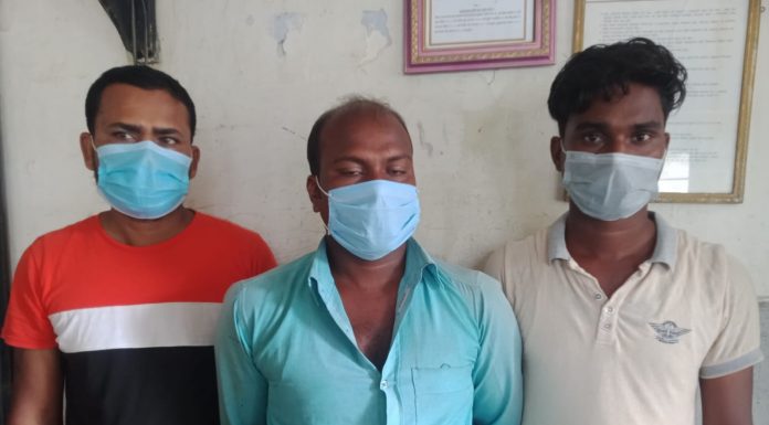 जाली नोट सहित रौतहट बाट ३ जना पक्राउ