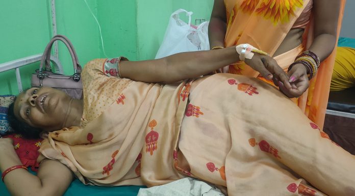 स्वास्थ्यकर्मीबाटै कुटिए महिला ।