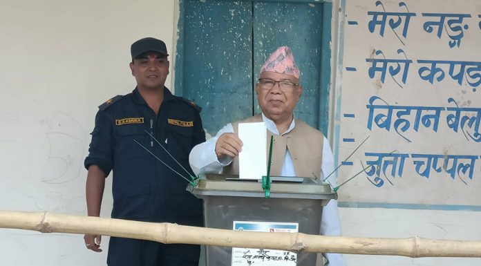 मतदान गर्न रौतहट पुगेका नेपालमाथि दुर्व्यवहार