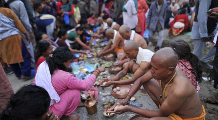 कुशे औँशीमा गोकर्णेश्वरमा भीड |