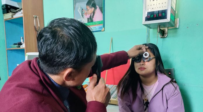 रुपन्देहीमा ७२ जना पत्रकारको आँखा स्वास्थ्य परीक्षण ।