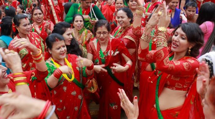 तीज आजदेखि : व्रत बस्न आडका लागि दर खाने दिन |