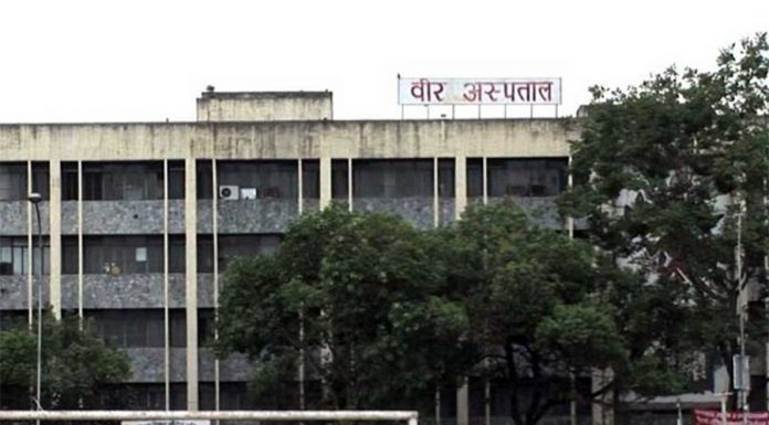 वीर अस्पतालको छैटौं तलाबाट हाम फालेर एक पुरुषको मृत्यु ||