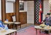 सदनमा दर्ता विधेयकका सम्बन्धमा प्रधानमन्त्री दाहाल र अध्यक्ष ओलीबीच छलफल |