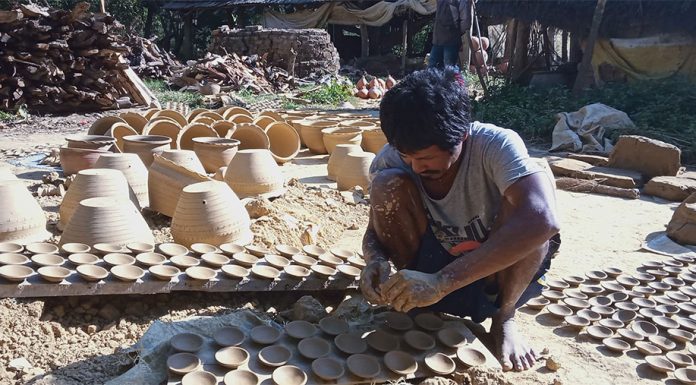 माटोका भाँडा बनाउन प्रविधिले सहज |