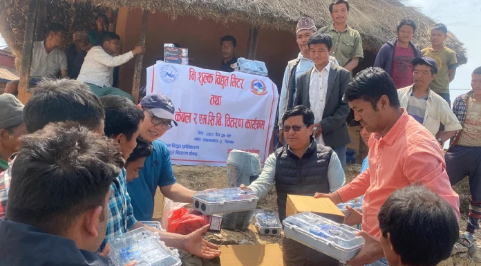 चितवनको दुर्गम गाउँ मायाटार बिजुलीले झलमल्ल |