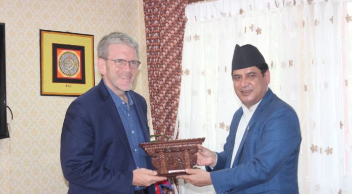 उद्योगमन्त्रीसँग अमेरिकी राजदूतको शिष्टाचार भेट