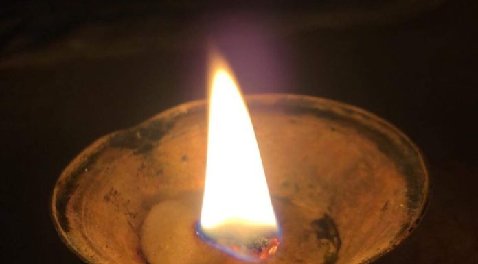 बत्ती बाल्ने महिना सुरु