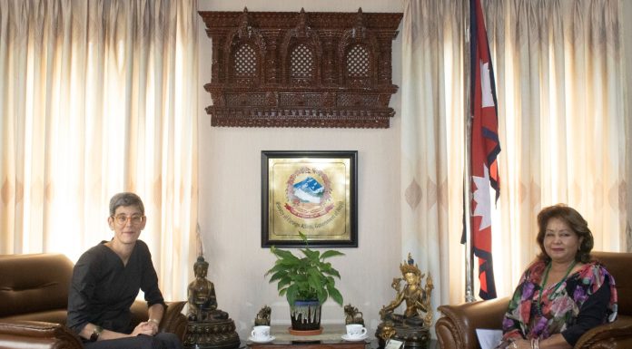 परराष्ट्रमन्त्रीसँग स्वीस् राजदूतको शिष्टाचार भेट