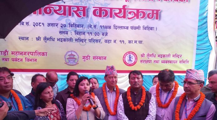 भद्रकाली मन्दिरका सत्तल पुनःनिर्माण गरिँदै