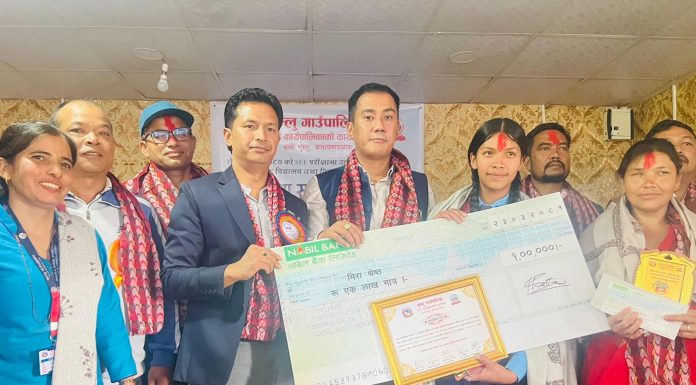 भुम्लुमा उत्कृष्ट विद्यार्थीलाई रु एक लाखसहित सम्मान