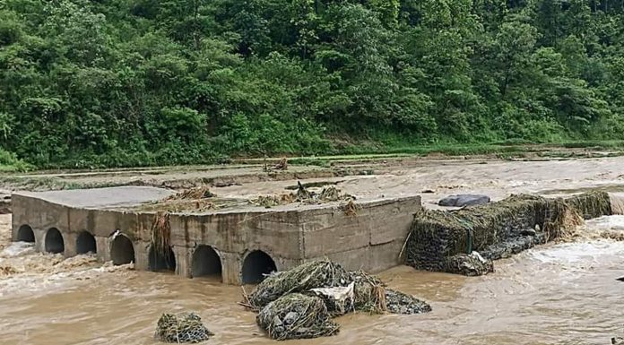 गोरखा–आरुघाट सडक अवरुद्ध