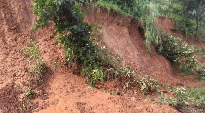 गोरखामा पहिरोमा परी चारजना बेपत्ता, दुई घाइते