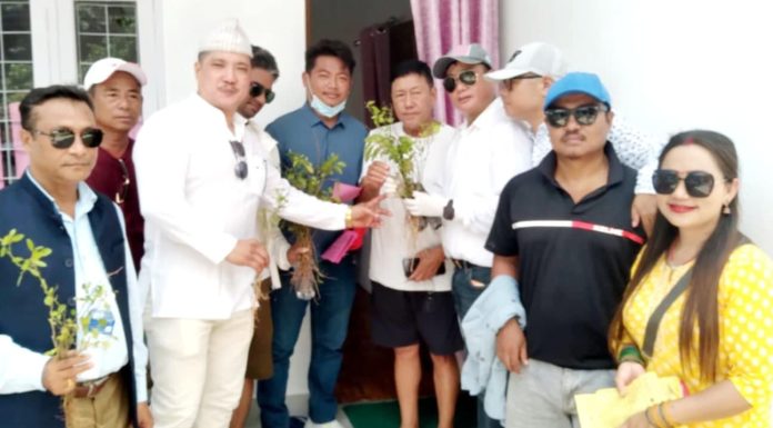 धरानमा ‘ग्रिन एण्ड क्लिन’ अभियान सुरु