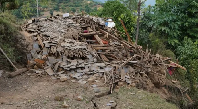 भूकम्पबाट छियाछिया भएको भूमिमा नबस्न आग्रह