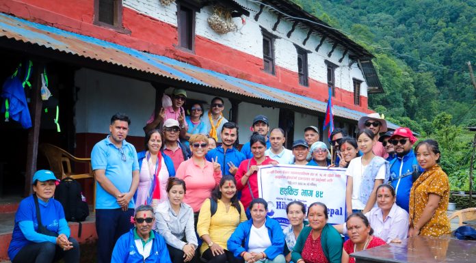 हाइकिङसँग जोडिदै गर्लाङ सामुदायिक घरबास