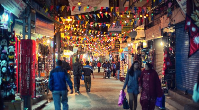 चलायमान बन्दै ठमेल र दरबारमार्गका व्यवसाय